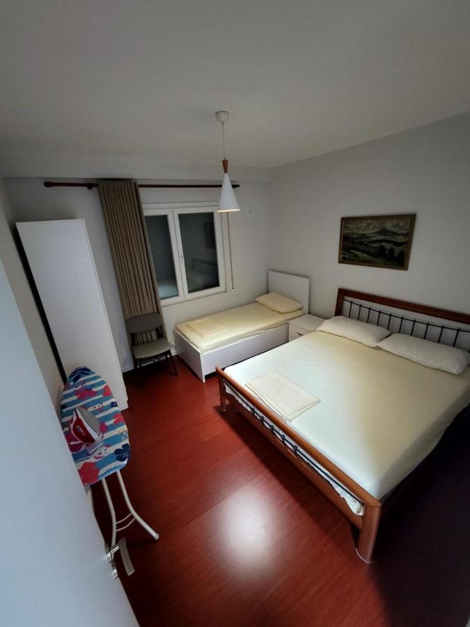 Apartament Eni House *