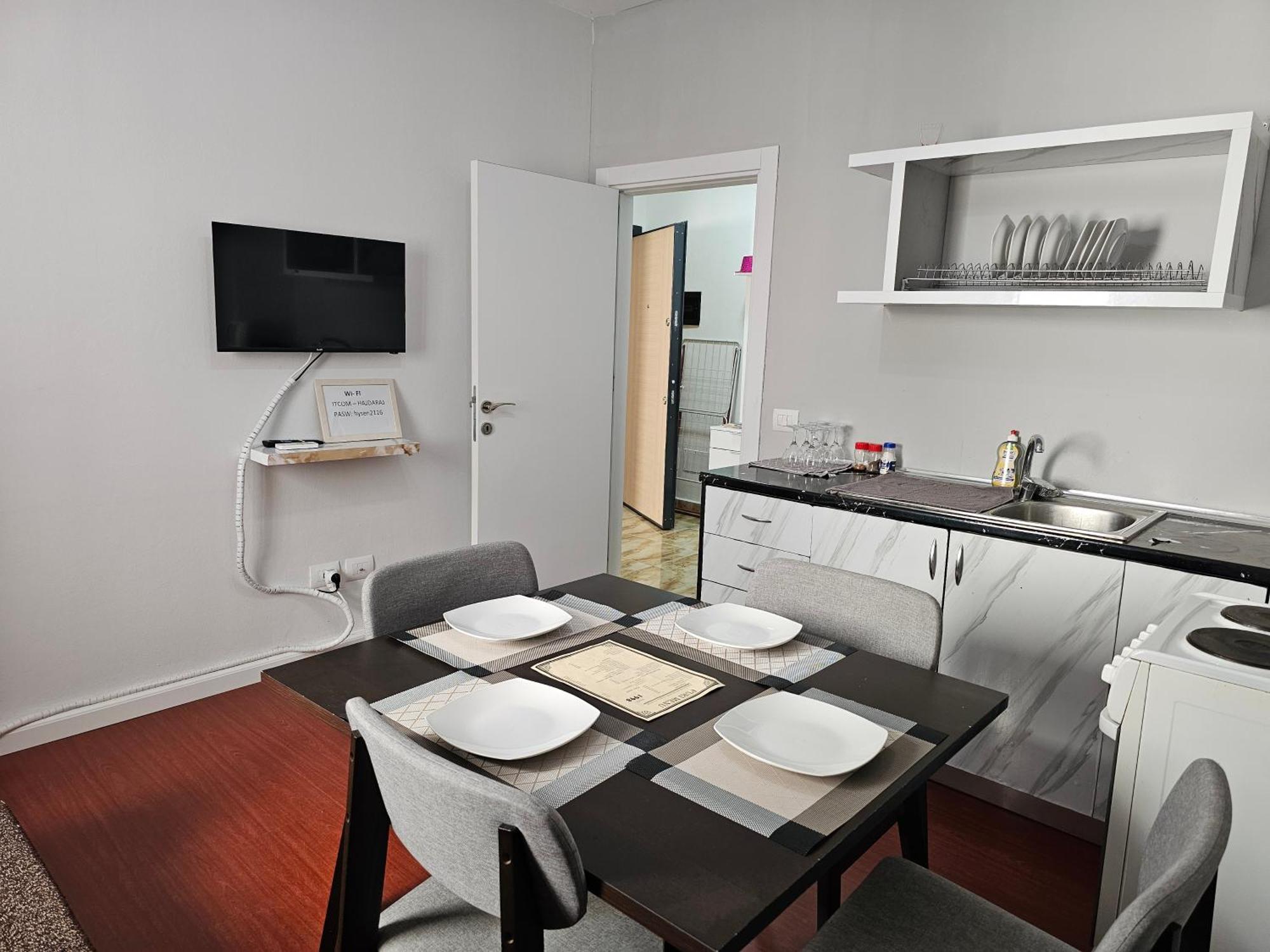 Eni House Apartament Szkodra